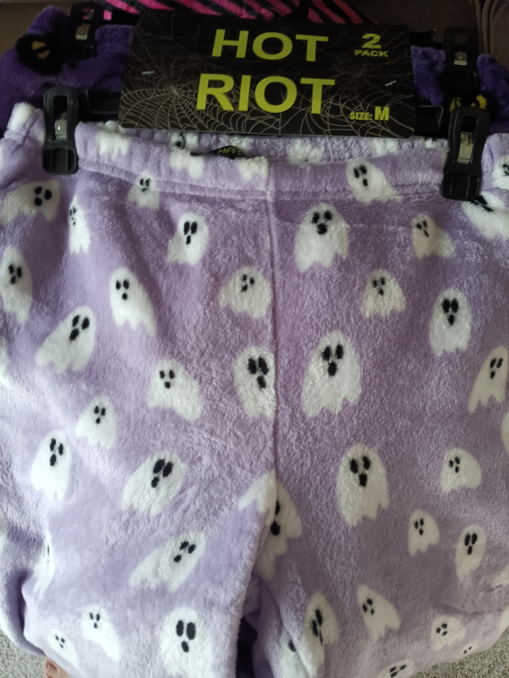 with a Halloween design 🎃Womens.Purple Ghost Plush Pajama.2pack Pants - M